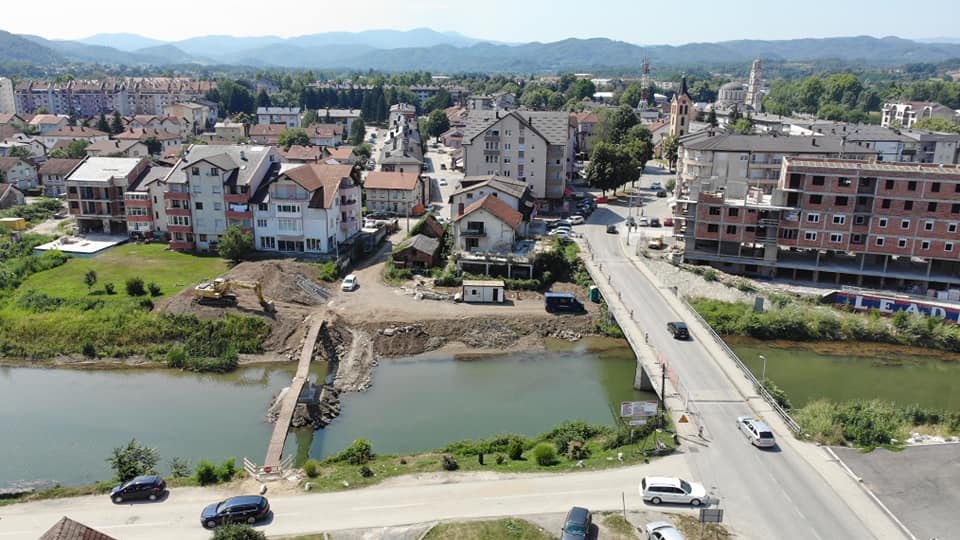 Gradski most u Tesliću. Gradski most u Tesliću.
