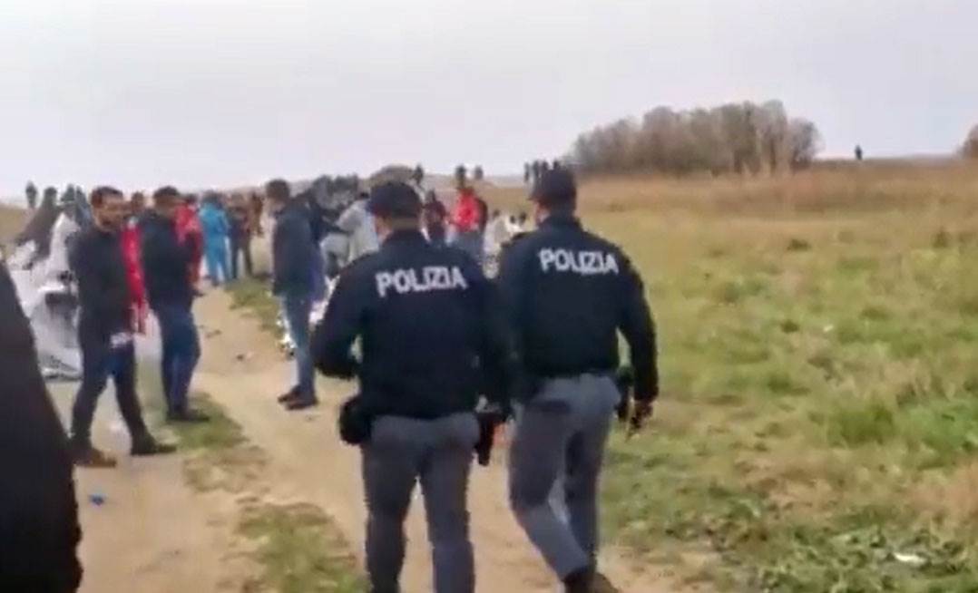 Uhapšena kriminalna grupa, krijumčarili i mučili migrante Uhapšena kriminalna grupa, krijumčarili i mučili migrante