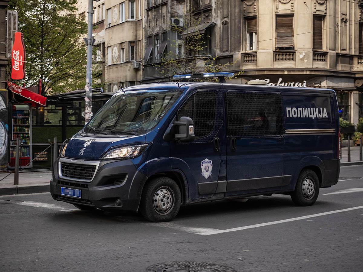 Hapšenje organizovane kriminalne grupe u Beogradu Hapšenje organizovane kriminalne grupe u Beogradu