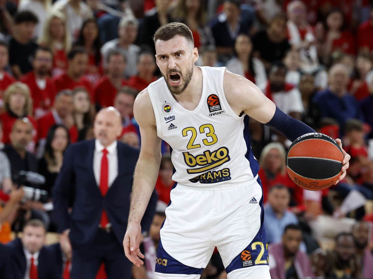 Marko Gudurić ostaje u Fenerbahčeu i naredne sezone Marko Gudurić ostaje u Fenerbahčeu i naredne sezone