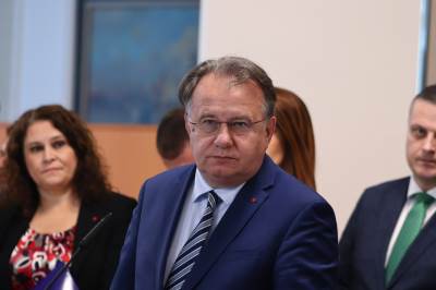  Nermin Nikšić 